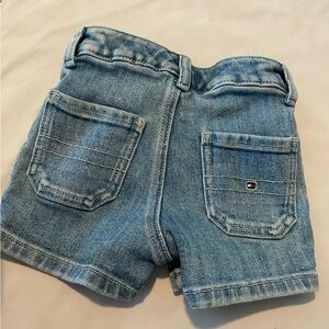 Tommy girls shorts